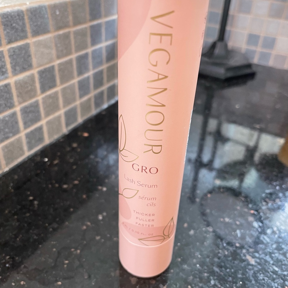 Vegamour lash grower